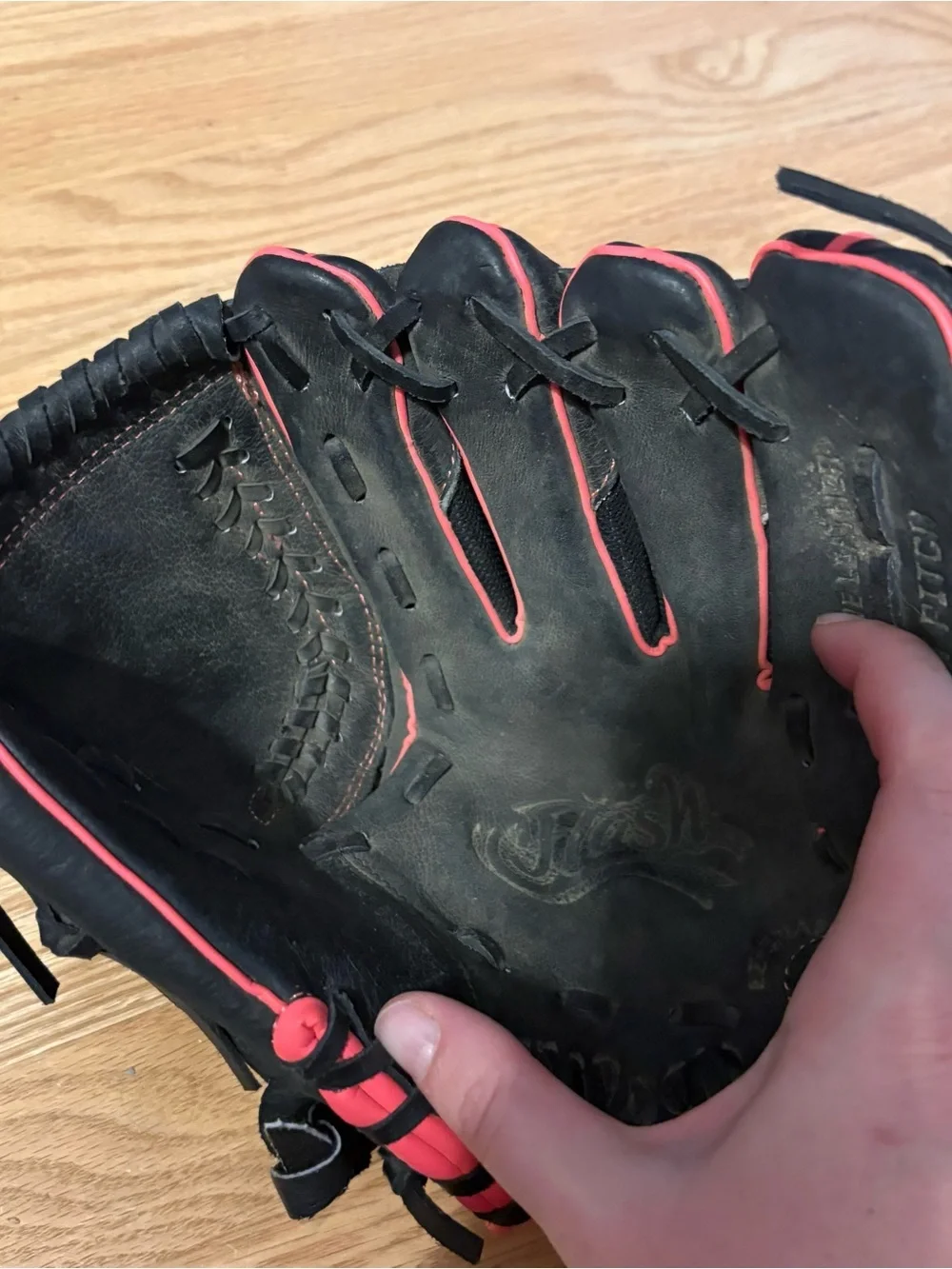 Wilson fastpitch softball